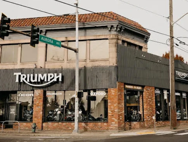 Triumph Shop